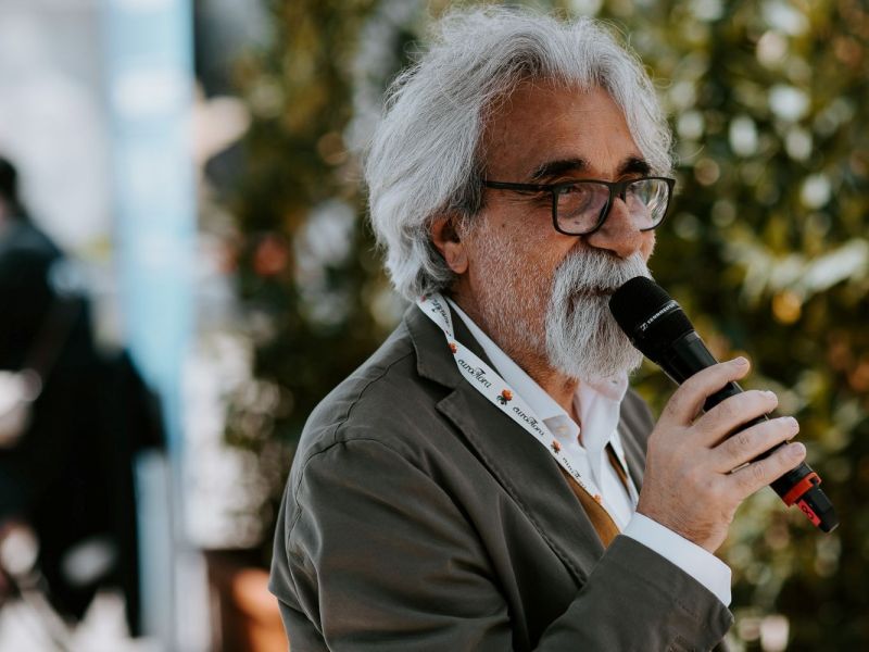 Scopri Euroflora ricorda il maestro Peppe Vessicchio